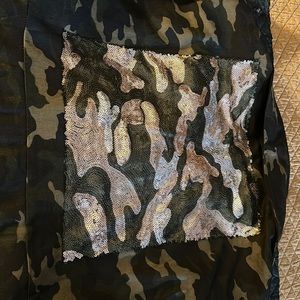 Camouflage jacket with sequins on sleeves and back